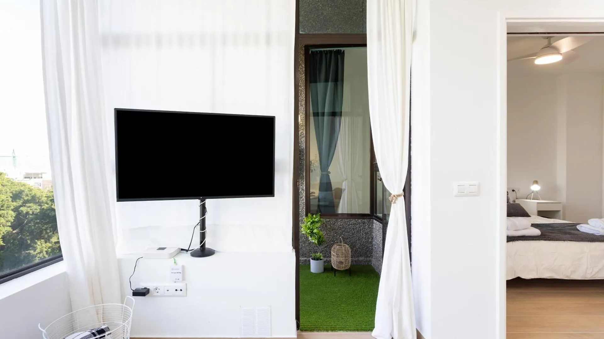 Daire Home2Book Stylish & Luminous Apt Santa Cruz Center